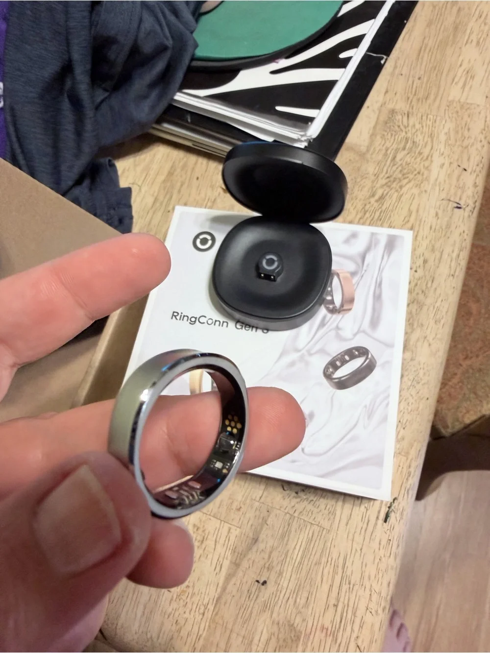 RingConn Gen 3 Brushed silver Smart Ring with Charging Case